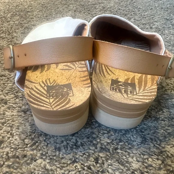 Reef Women's White and Tan Slip-On Shoes - Picture 8 of 10